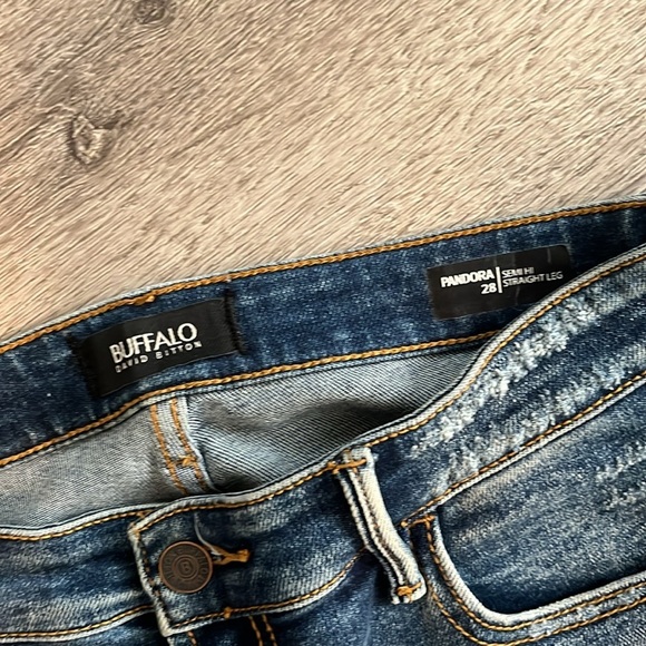 Buffalo Pandora semi
High straight leg Ankle Cropped Distressed Jeans 28 - Picture 3 of 6